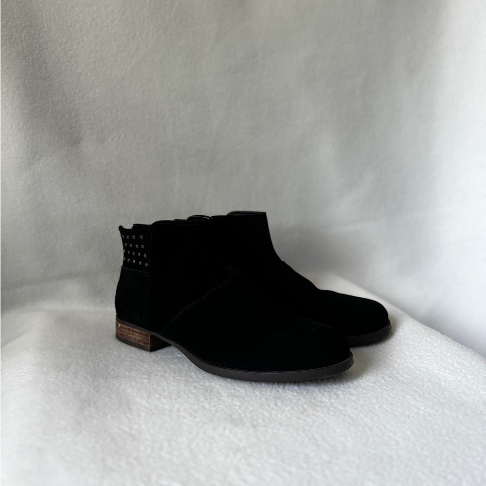 Koolaburra by UGG size 8 Suede Black Women’s Ankle Boot - Picture 5 of 13